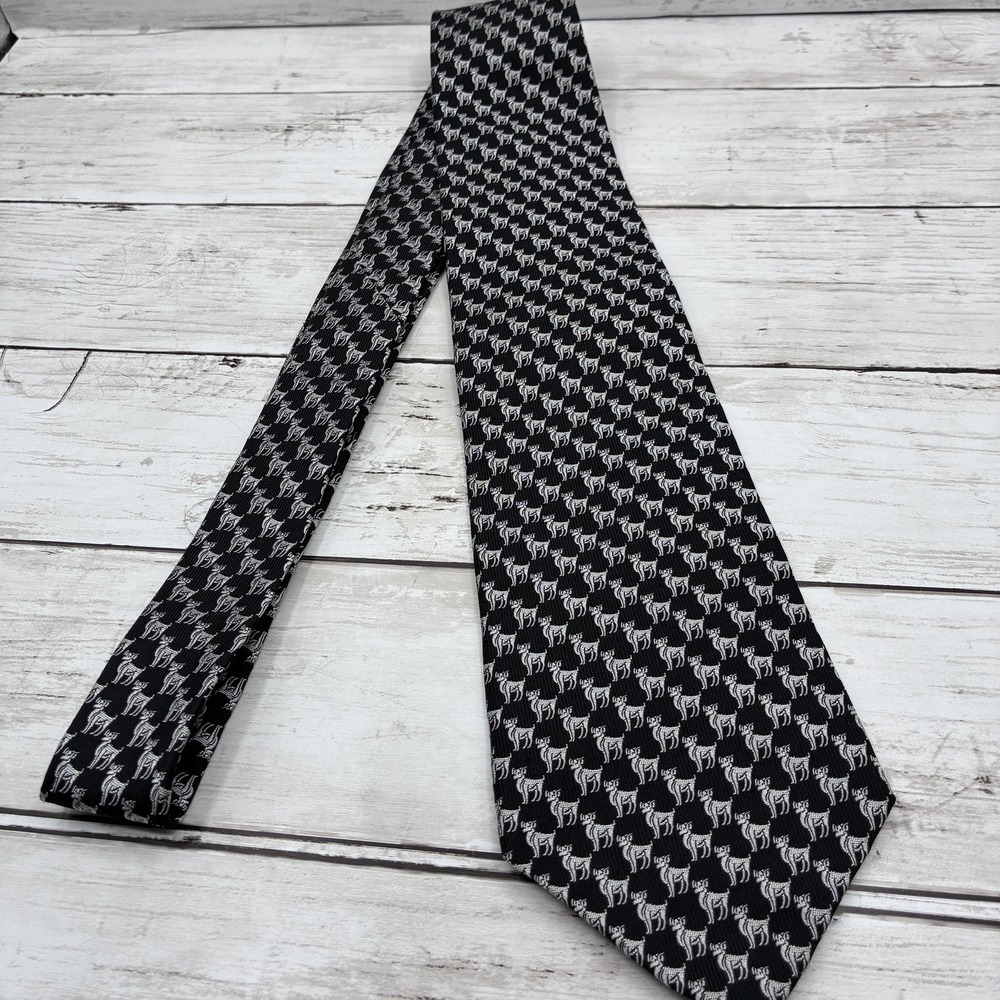 Murano Men's Black & White Deer Fawn Animal Print 100% Silk Necktie Tie Made in